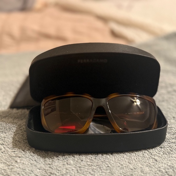 FERRAGAMO Women\'s Brown Sunglasses, NWT